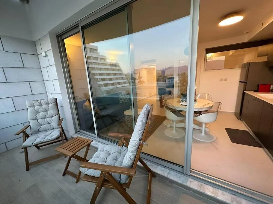 אואזיס דירת חדר שינה וסלון עם נוף מדהים - By Edom Apartment Eilat 0*,  Israel