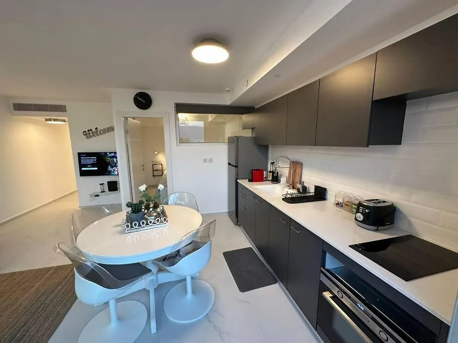 אואזיס דירת חדר שינה וסלון עם נוף מדהים - By Edom Apartment Eilat